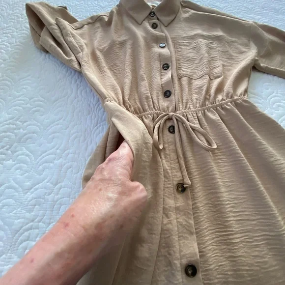 Monteau Crinkle Shirt Dress Tan Knee Length Roll Tab 3/4 Sleeves Size Small - Picture 10 of 14